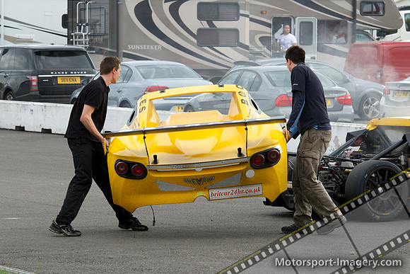 David Witt, Anthony Reid, Ray Grimes, Chevron GT4