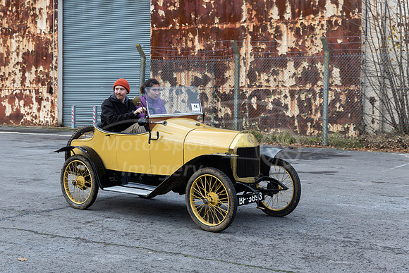 LE ZEBRE Model C