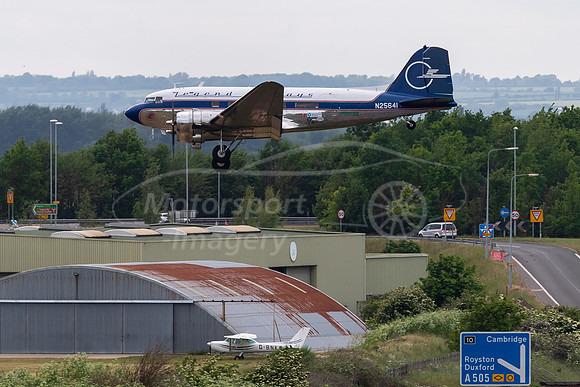 N25641 Douglas DC-3C "Liberty" Legend Airways