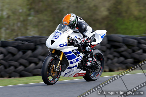 Luke Stapleford, Triumph