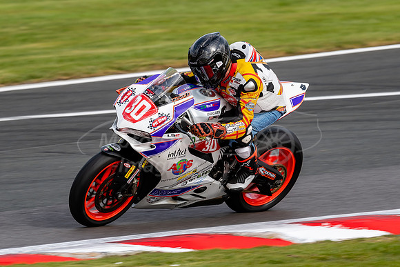 30 Andy Booth