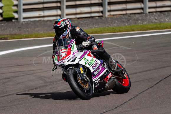 5 Dean Harrison Kawasaki,