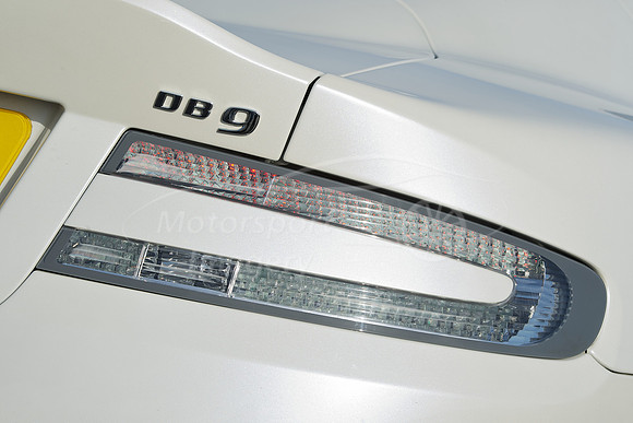 Aston Martin DB9