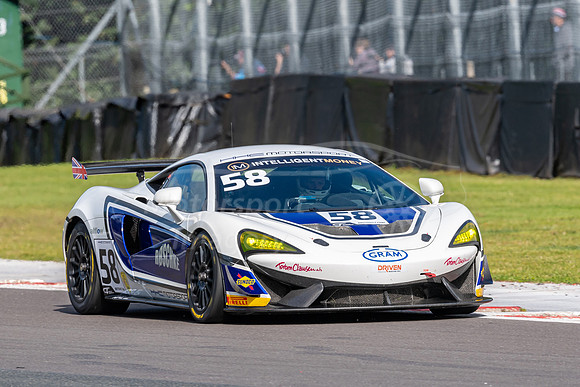 58  Jordan Collard / Patrick Matthiesen, HHC Motorsport McLaren 570S GT4
