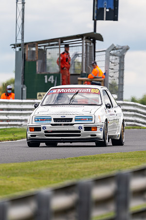 60 Mark Wright Ford Sierra RS500