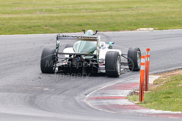 87 Kiern Jewiss Douglas Motorsport,