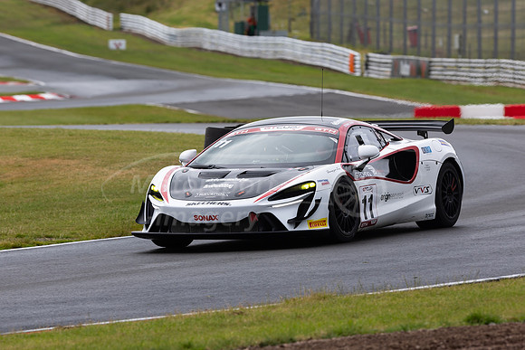 11 Michael Orant / Thomas Holland