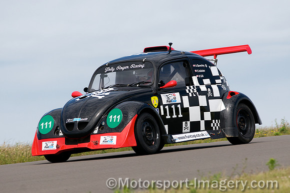 Ben Gill, Simon Isbister, Jolly Roger Racing