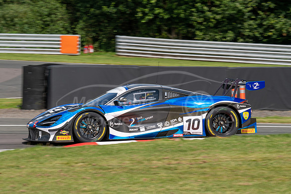 10  Jordan Witt / Jack Mitchell, 2 Seas Motorsport McLaren 720S GT3