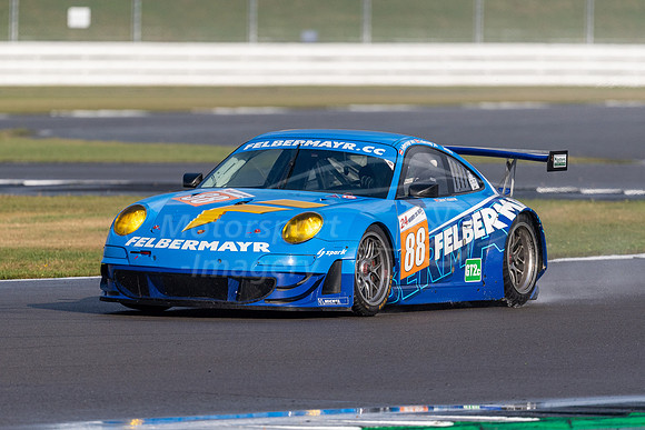88 Steve Osborne, Porsche 911 GT3 RSR