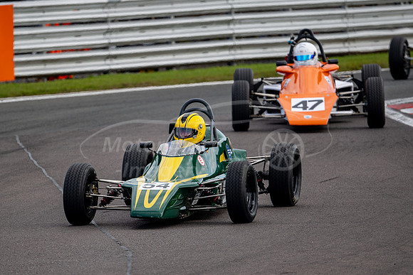 54 Paul Crosbie Van Diemen RF80