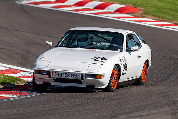 28 Chris Baines Porsche 924,