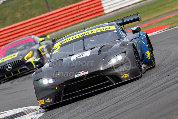 2  Mark Farmer / Nicki Thiim, TF Sport - Aston Martin V8 Vantage