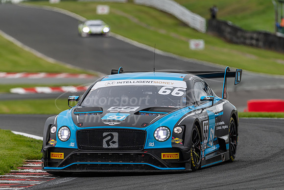 66  Nick Jones / Scott Malvern,  Team Parker Racing Bentley Continental GT3