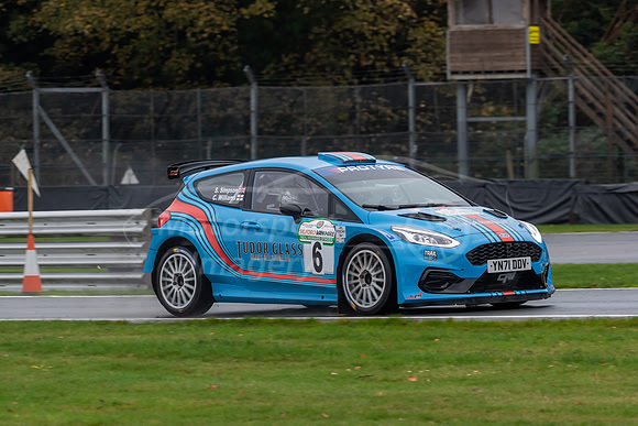 6 Stephen Simpson / Chris Williams