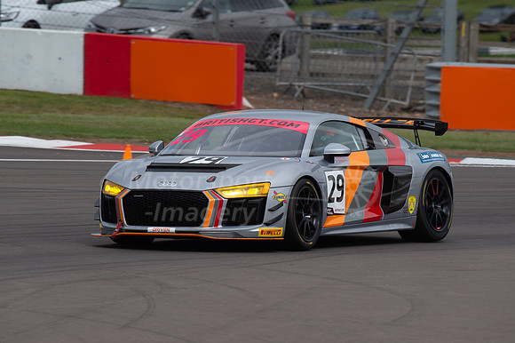 Stellar Performance - Audi R8 LMS GT4  Richard Williams / Sennan