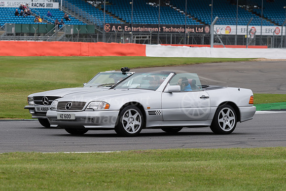 Mercedes   HZ600