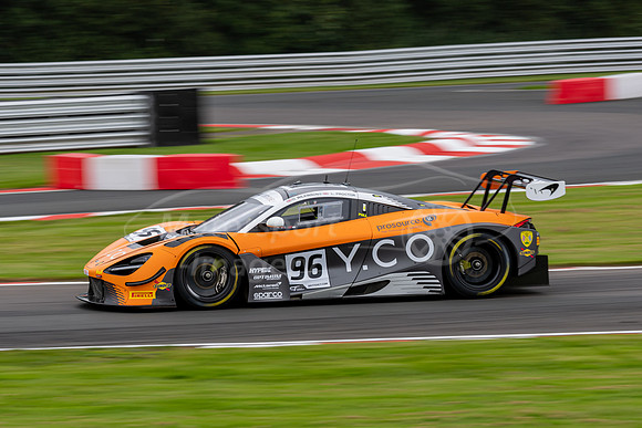 96  Ollie Wilkinson / Lewis Proctor,  Optimum Motorsport McLaren 720S GT3