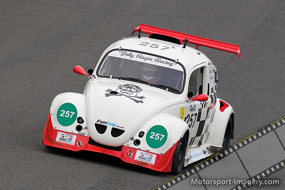 Car 257, Team Jolly Roger White