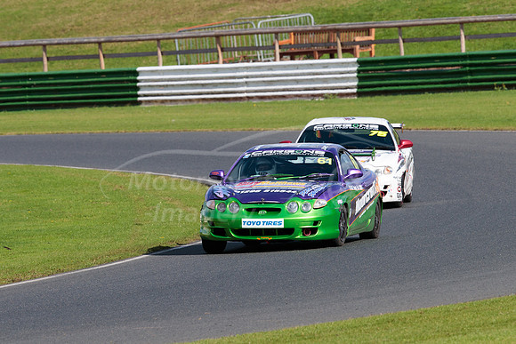 61 Zac HUGHES