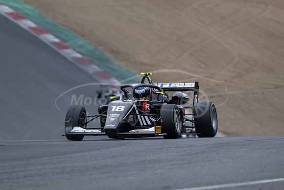 18 Arthur ROGEON