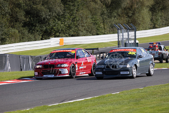 33 Jeff Nixon, 46 Micahel Pensdavalle