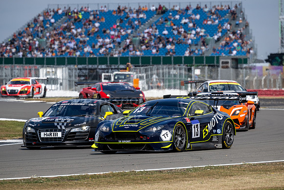 13 Shaun Lynn / Jamie Constable, Aston Martin V12 Vantage