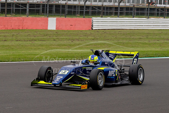 23 Bryce ARON