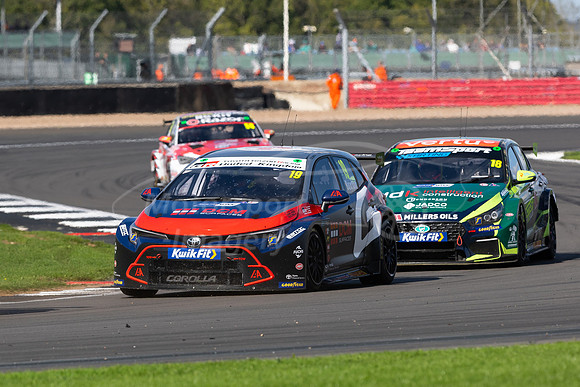 19 Max Buxton