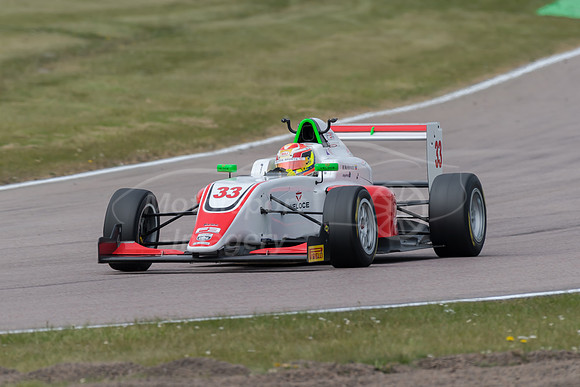 33  Manuel Maldonado