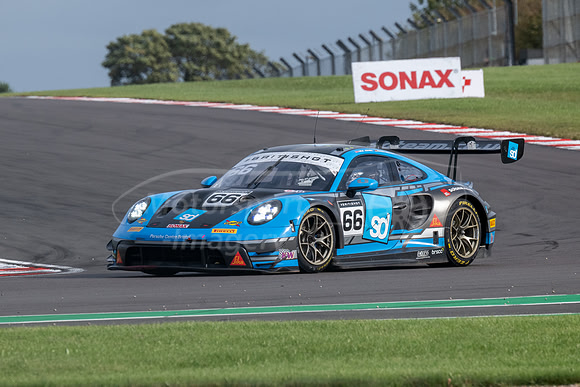 66 Nick Jones / Sven Müller