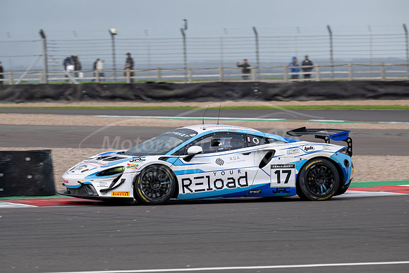 17 Harry George / Luca Hopkinson