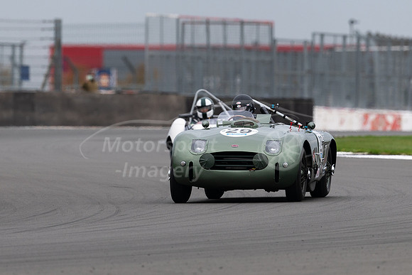 29 Simon Evans / Gareth Evans