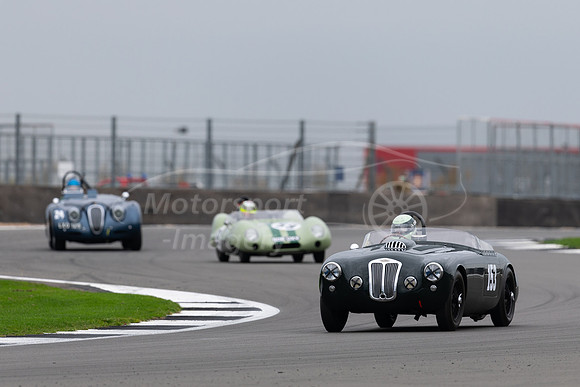 153 Jean Laurent- Bellue / Patrick Blakeney-Edwards