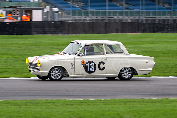 13 Shaun LYNN