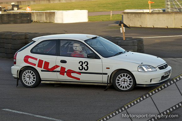Robert Dillon / Russell Churchill - Honda Civic