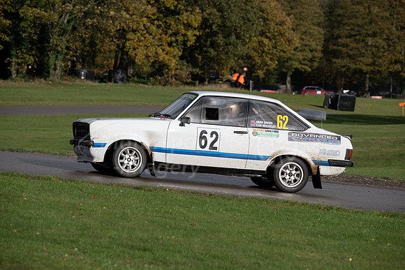 62 Dean Davies / Cameron Wheatley - Ford Escort MK2