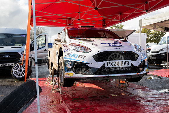 17 Chris Woodhouse / Lucy Wilding - Ford Fiesta Rally2