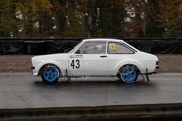 43 Jack Ives / Dave Read - Ford Escort MK2