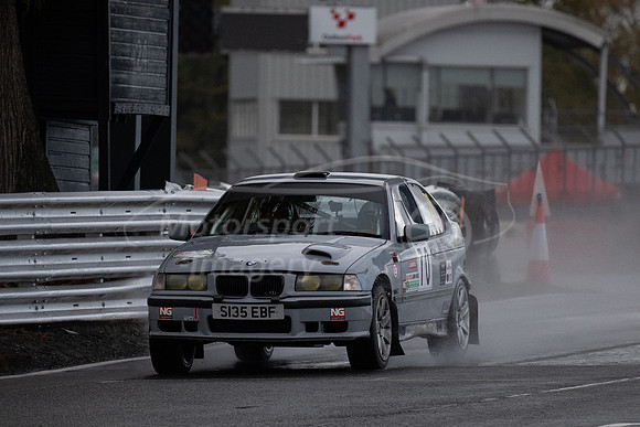 70 Rob Walker / Karen Phelps - BMW E36 Compact