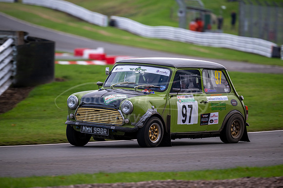 97 Joshua Dallimore / Kayleigh Duggan - Austin Mini