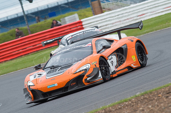 12  Gilles Vannelet / Adrian Qualfe-Hobbs  Von Ryan Racing