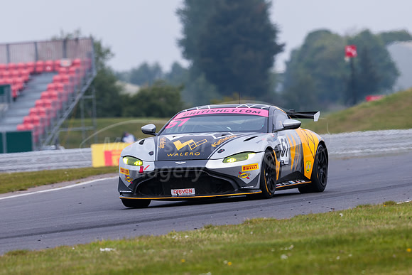 61  Academy Motorsport - Aston Martin V8 Vantage GT4  Micah Stan