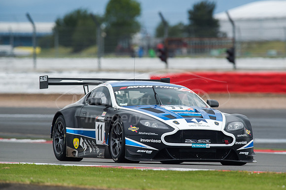 11  Mark Farmer / Jon Barnes  22GT Racing
