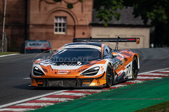 77 Morgan TILLBROOK  / Marcus CLUTTON
