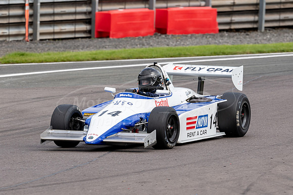 14 Steve Maxted Ralt RT3
