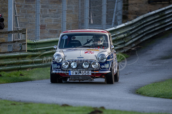 745 Ian Hunt Austin Cooper S MK1