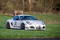 32 David Taylor Porsche Cayman R