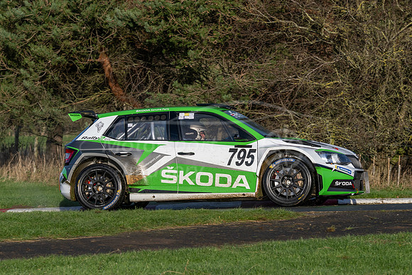 795 Roger Moran Skoda Fabia R5