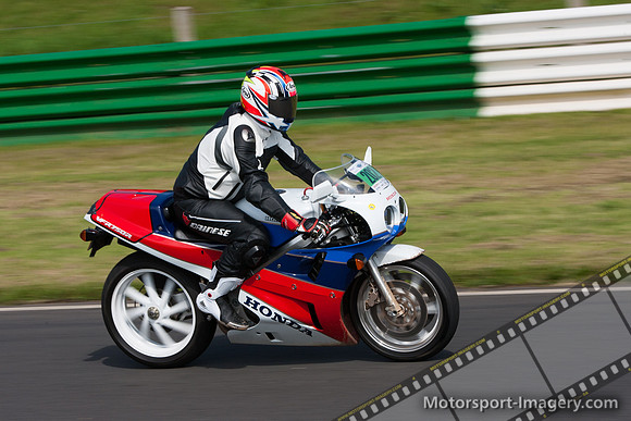 Honda VFR750R Bike202